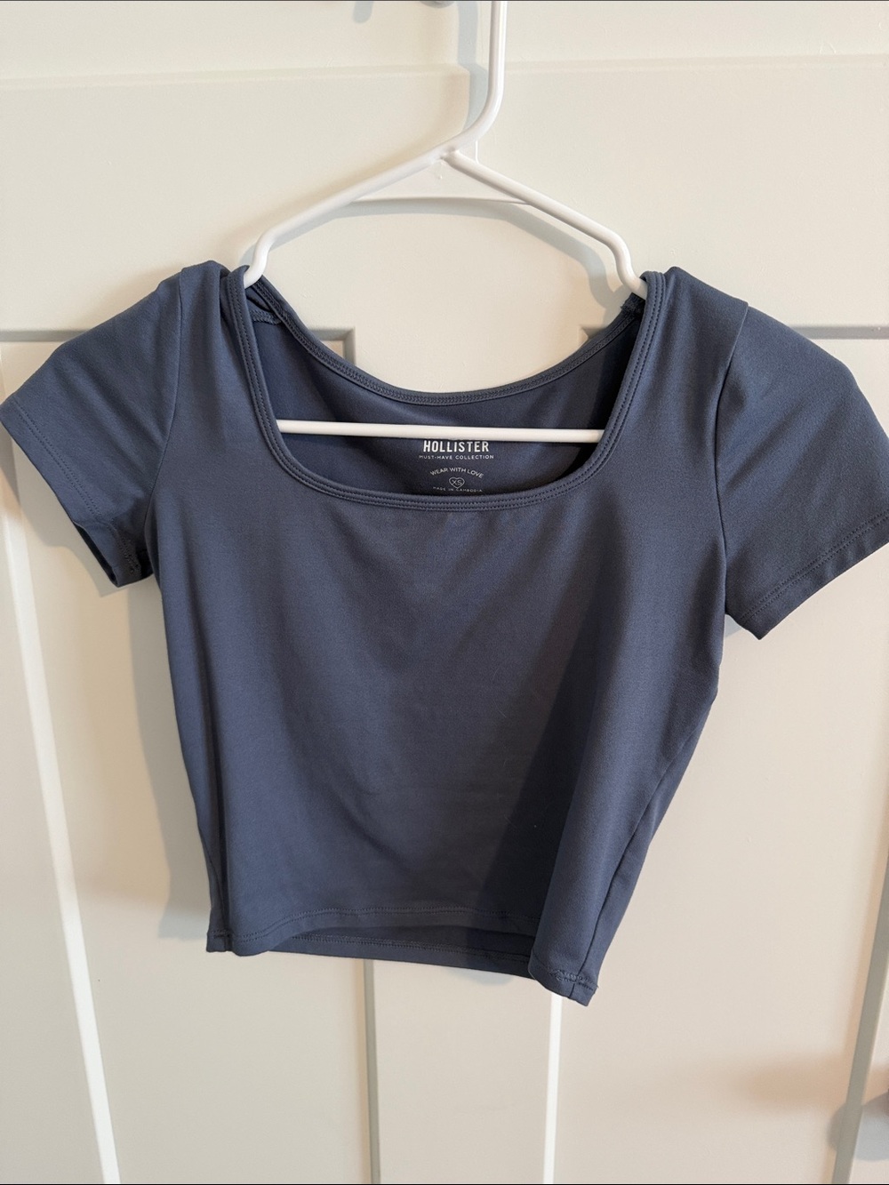 Hollister Women's Dusty Blue Scoop Neck Crop Top - XS